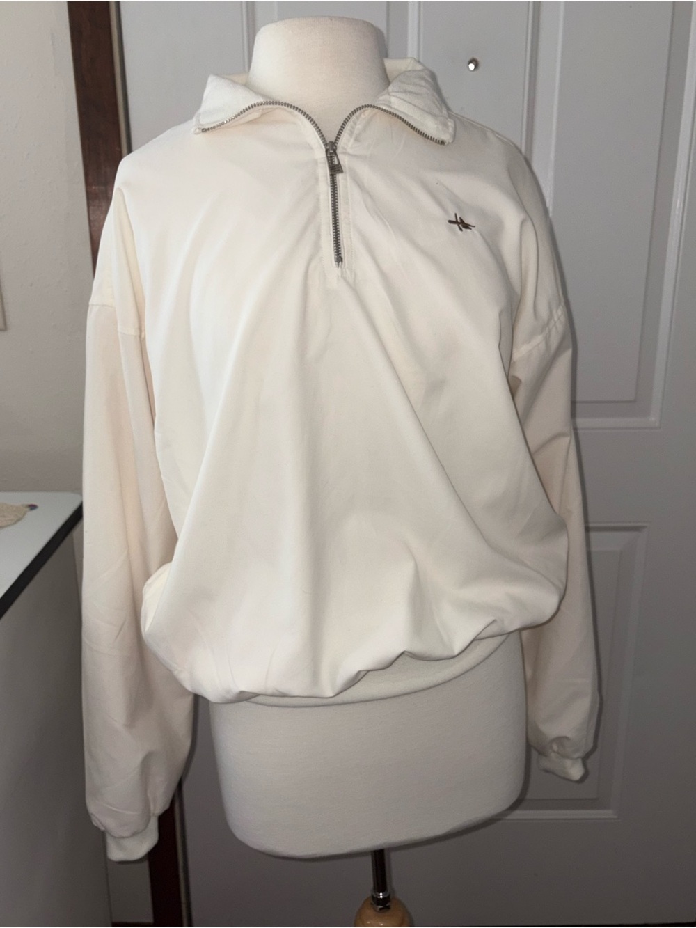 Antigua Women’s Golf Zip Jacket Cream With Brown Insignia Size L RN 60999